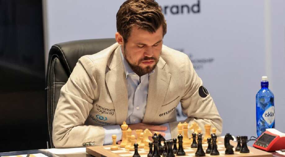 MAGNUS CARLSEN