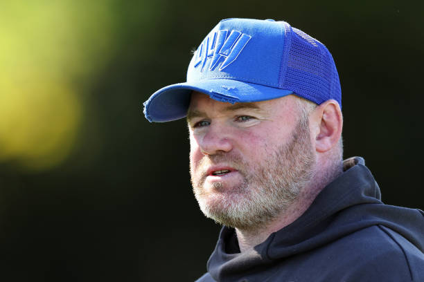 Wayne Rooney wearing an old cap at D.C United, his former club